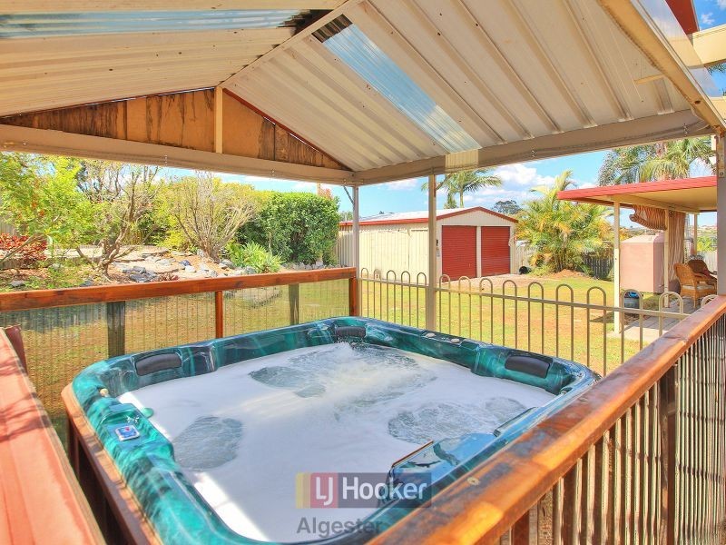 7 Liana Court, Regents Park QLD 4118