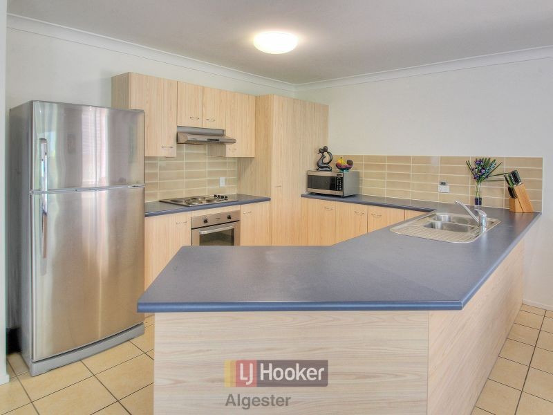 18 Goongarrie Crescent, Parkinson QLD 4115