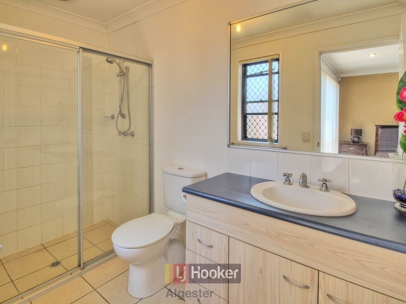 18 Goongarrie Crescent, Parkinson QLD 4115