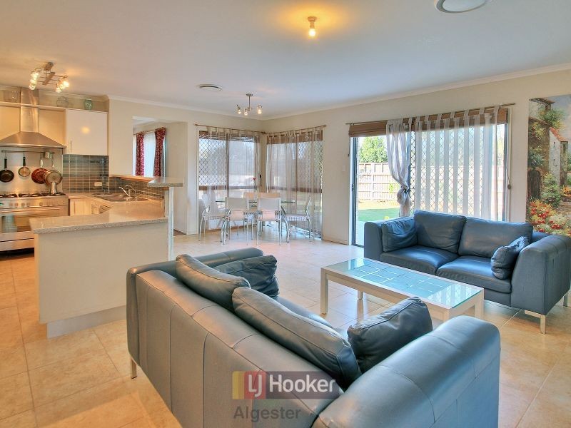 7 May Street, Parkinson QLD 4115