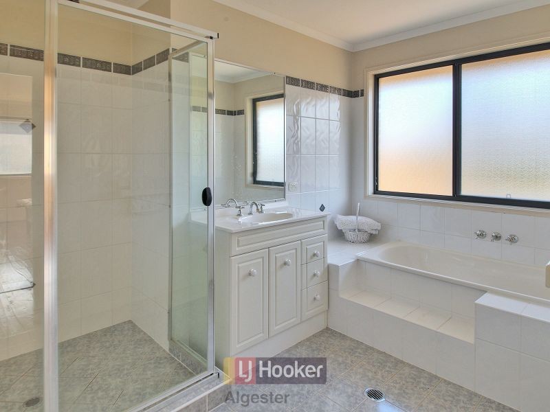 7 May Street, Parkinson QLD 4115