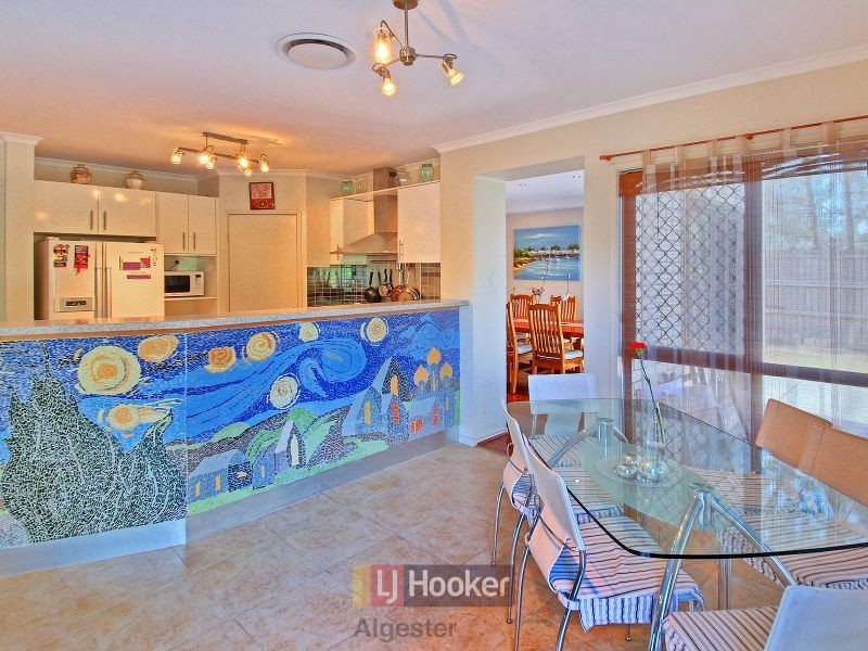 7 May Street, Parkinson QLD 4115