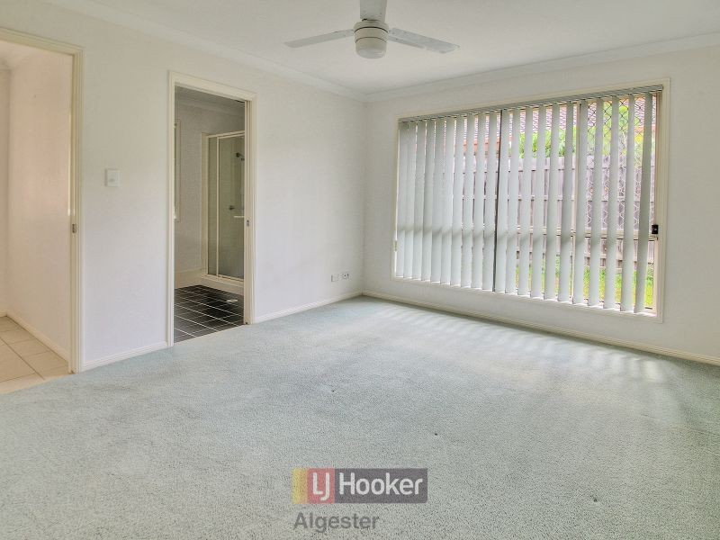 85 Oakview Street, Parkinson QLD 4115