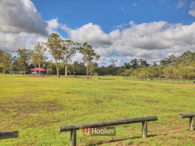 85 Oakview Street, Parkinson QLD 4115