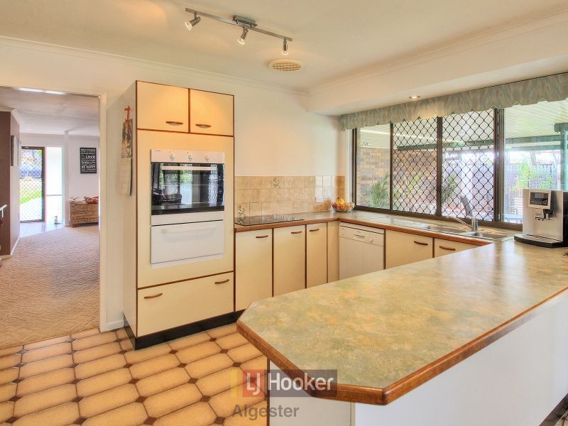 18 Bangalow Street, Algester QLD 4115