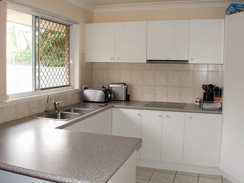 31 Regal Drive, Regents Park QLD 4118