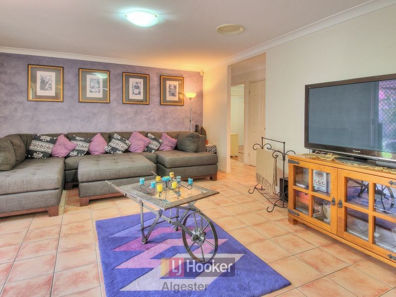 28 Albert Place, Parkinson QLD 4115