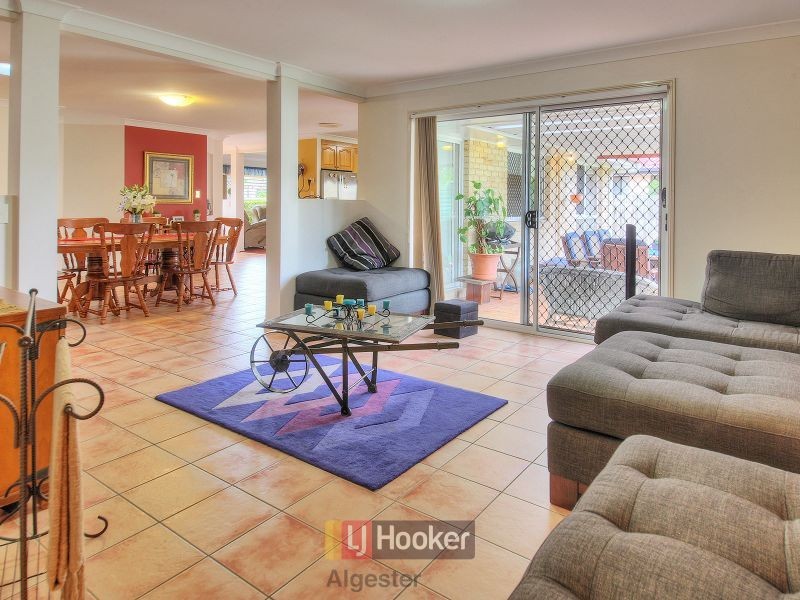 28 Albert Place, Parkinson QLD 4115