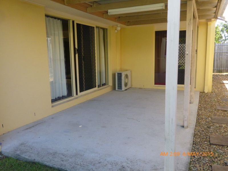 9 Isla Place, Parkinson QLD 4115