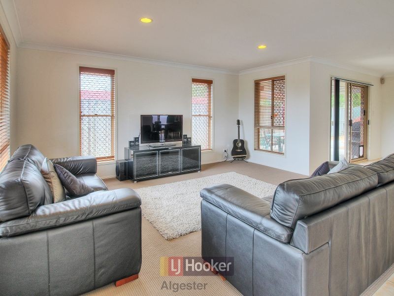 68 Shelduck Place, Calamvale QLD 4116