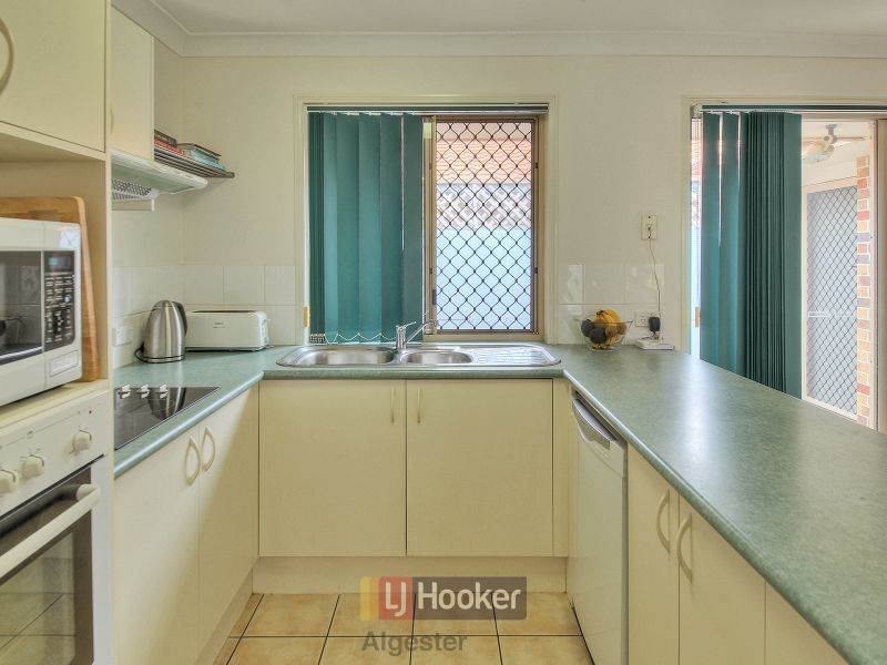68 Shelduck Place, Calamvale QLD 4116