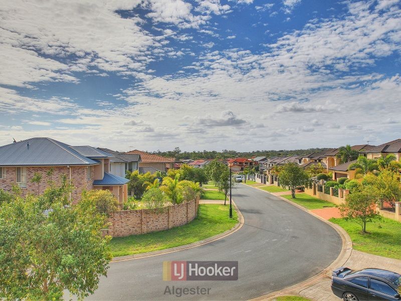 132 White Cedar Circuit, Stretton QLD 4116