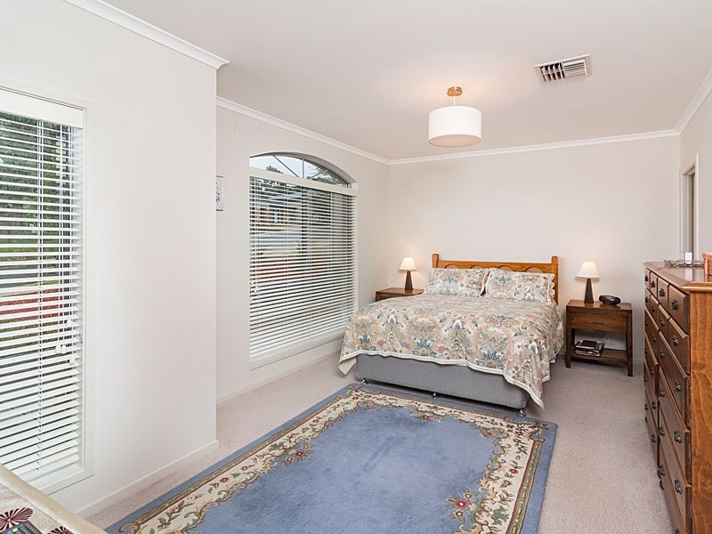 2 Barzona Street, Mount Barker SA 5251