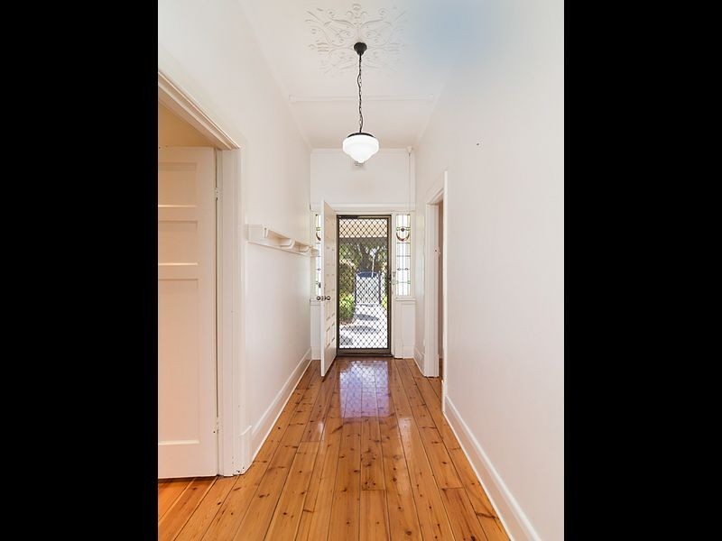 7 Glengarry Street, Woodville South SA 5011