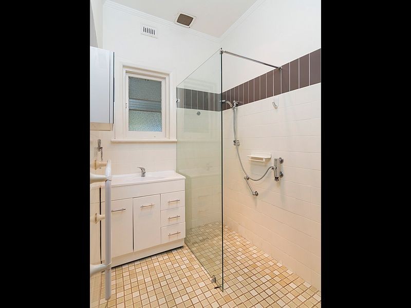 7 Glengarry Street, Woodville South SA 5011