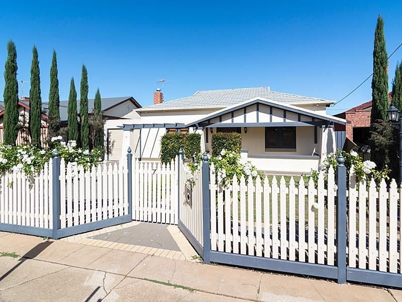 7 Glengarry Street, Woodville South SA 5011