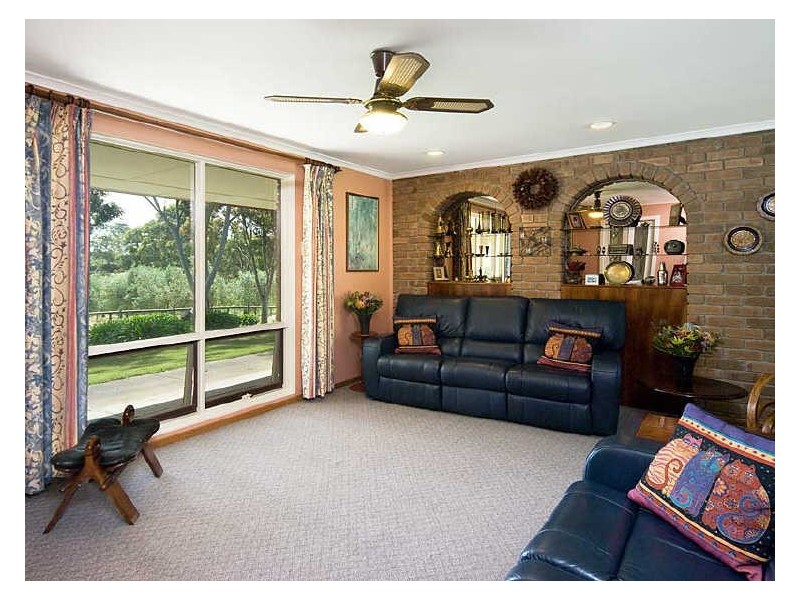 79 Harper Road, Mount Barker SA 5251