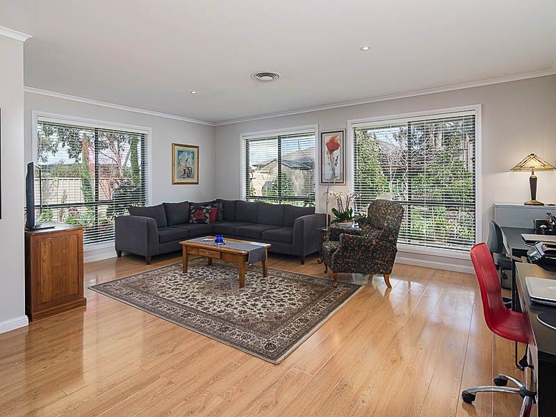 6 Ongloe Close, Mount Barker SA 5251