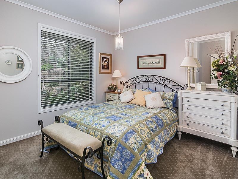 6 Ongloe Close, Mount Barker SA 5251