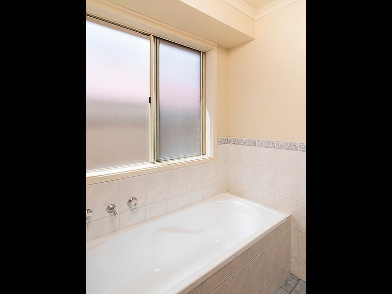 6 Lorikeet Road, Mount Barker SA 5251