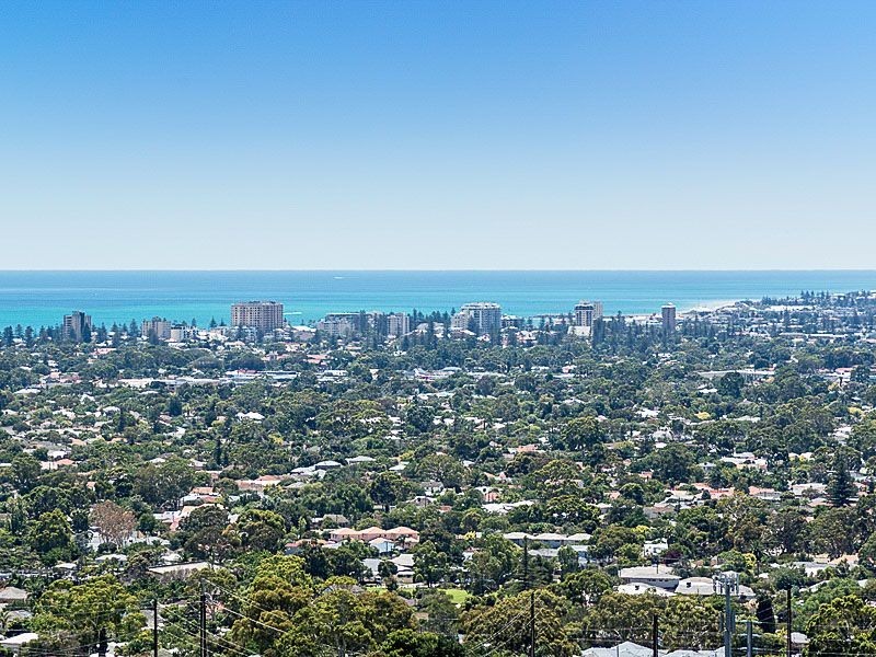 21 Seacombe Crescent, Seacombe Heights SA 5047