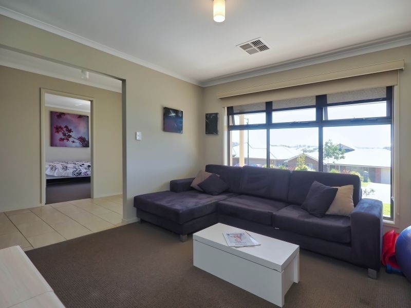 11 Pollard Street, Mount Barker SA 5251