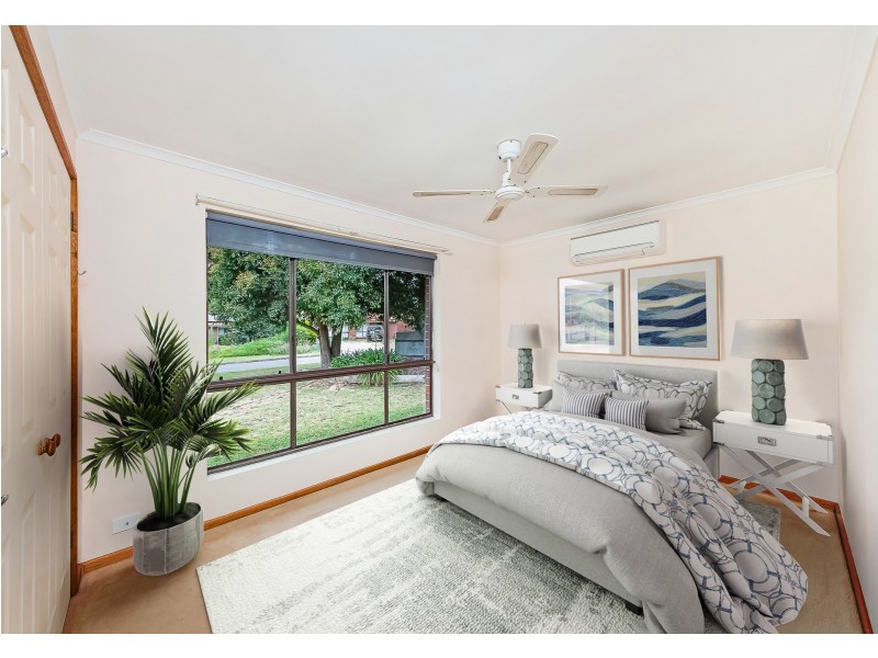 13 Lewis Avenue, Mount Barker SA 5251