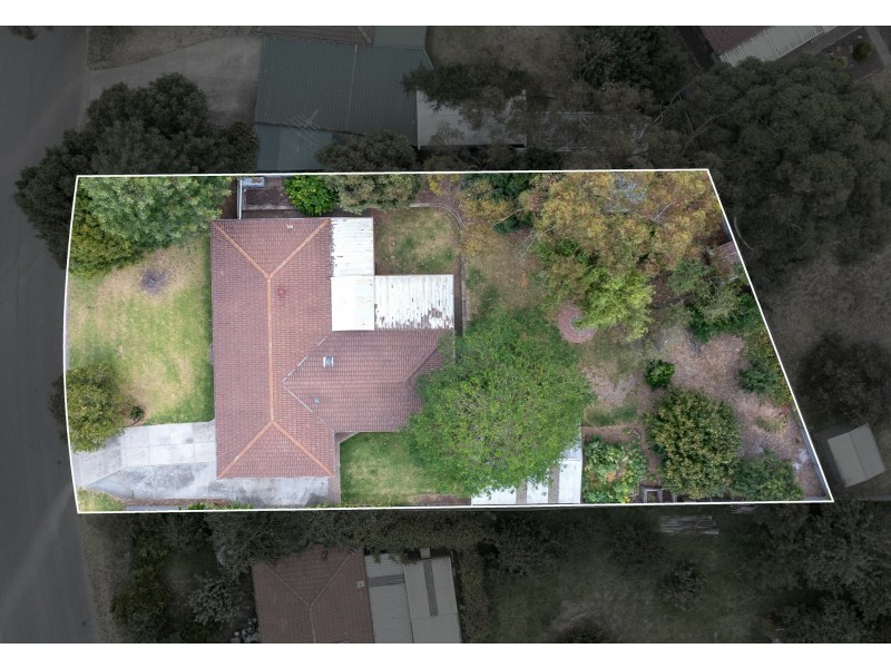 13 Lewis Avenue, Mount Barker SA 5251