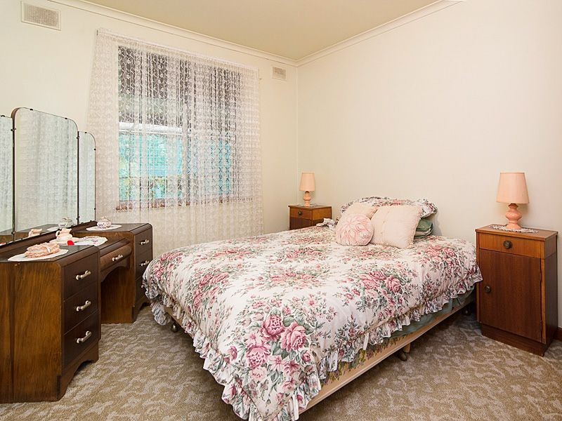 2 Albert Road, Mount Barker SA 5251