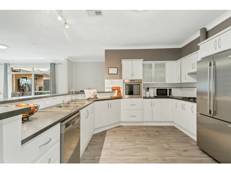 65 Hurling Drive, Mount Barker SA 5251