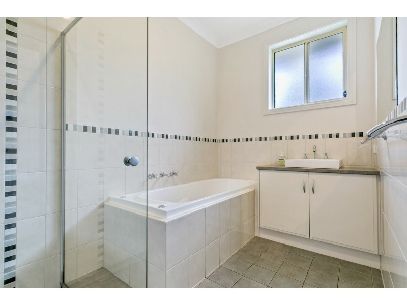 65 Hurling Drive, Mount Barker SA 5251