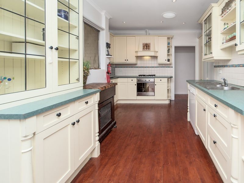 29 Cameron Road, Mount Barker SA 5251