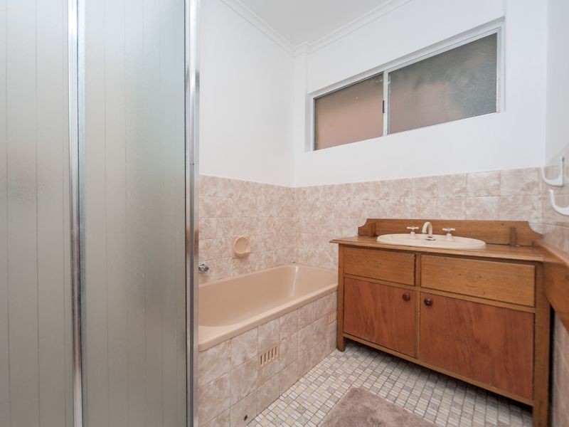 29 Cameron Road, Mount Barker SA 5251