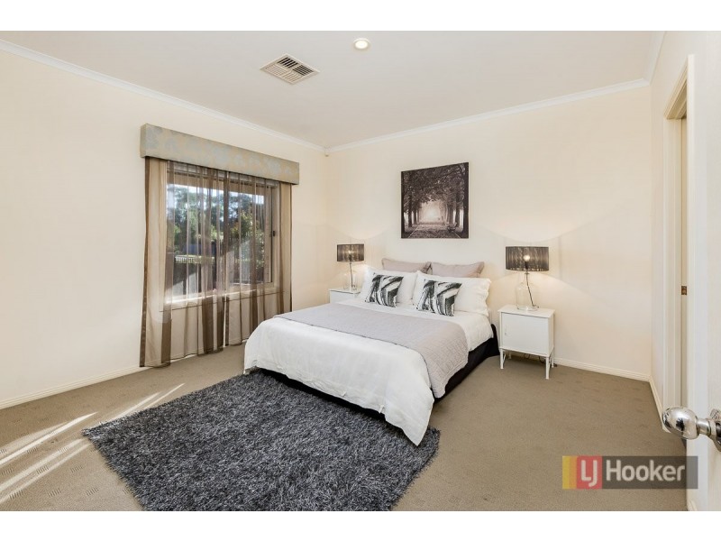 74 Barton Circuit, Mount Barker SA 5251