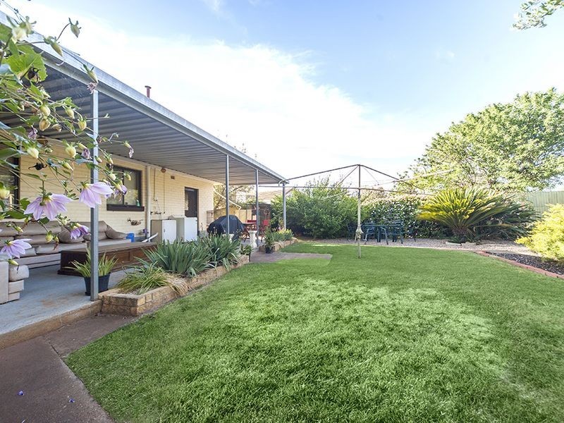 97 Mofflin Road, Elizabeth Vale SA 5112