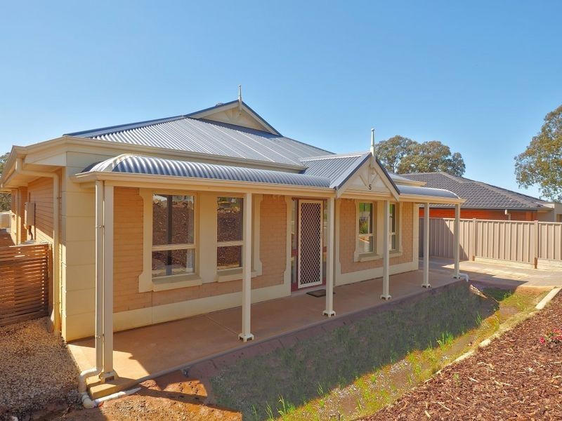 5 Ongloe Close, Mount Barker SA 5251