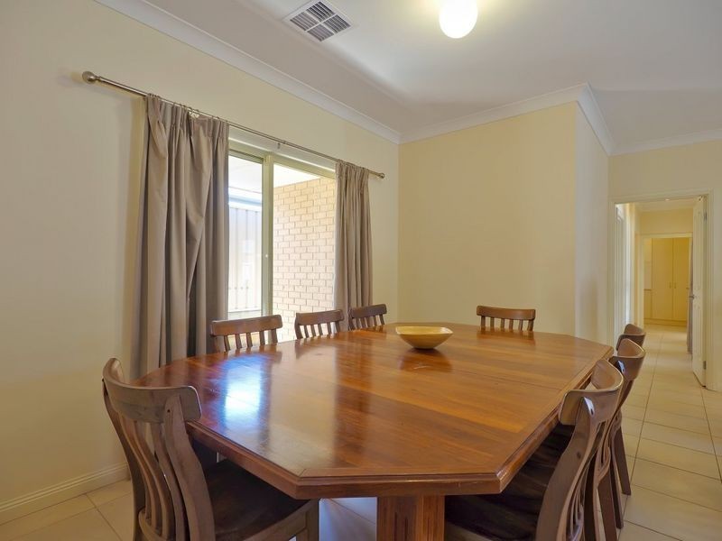 5 Ongloe Close, Mount Barker SA 5251