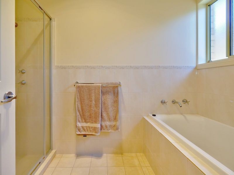 5 Ongloe Close, Mount Barker SA 5251
