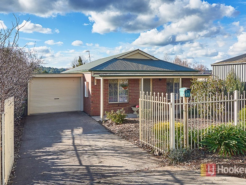 77 Alexandrina Road, Mount Barker SA 5251