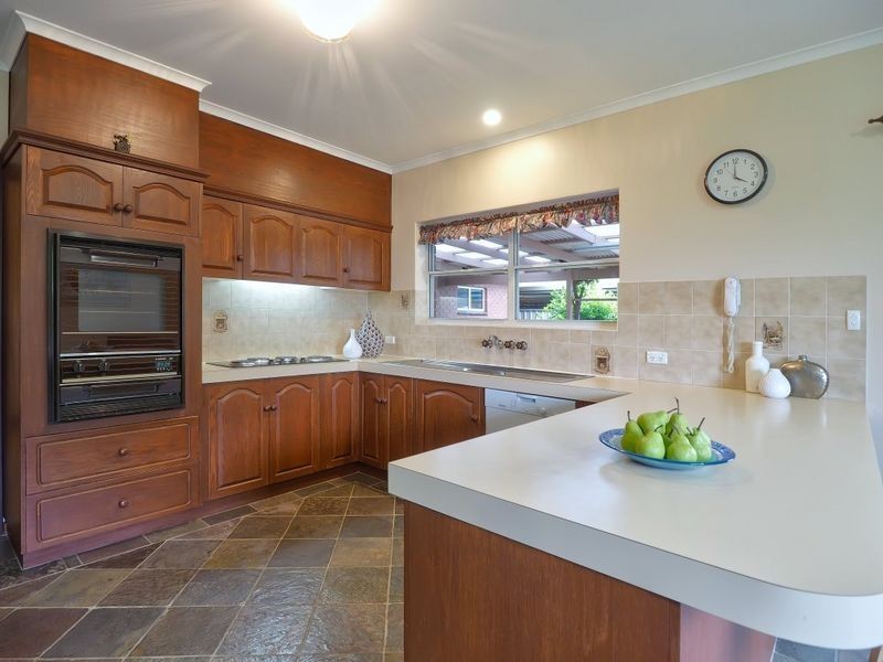 26 Chapman Crescent, Mount Barker SA 5251