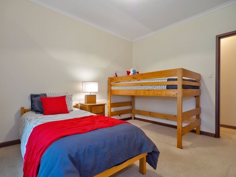 26 Chapman Crescent, Mount Barker SA 5251