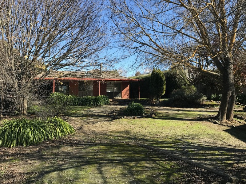 10 Boronia Court, Mount Barker SA 5251