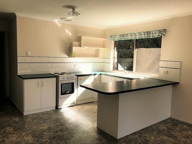 10 Boronia Court, Mount Barker SA 5251