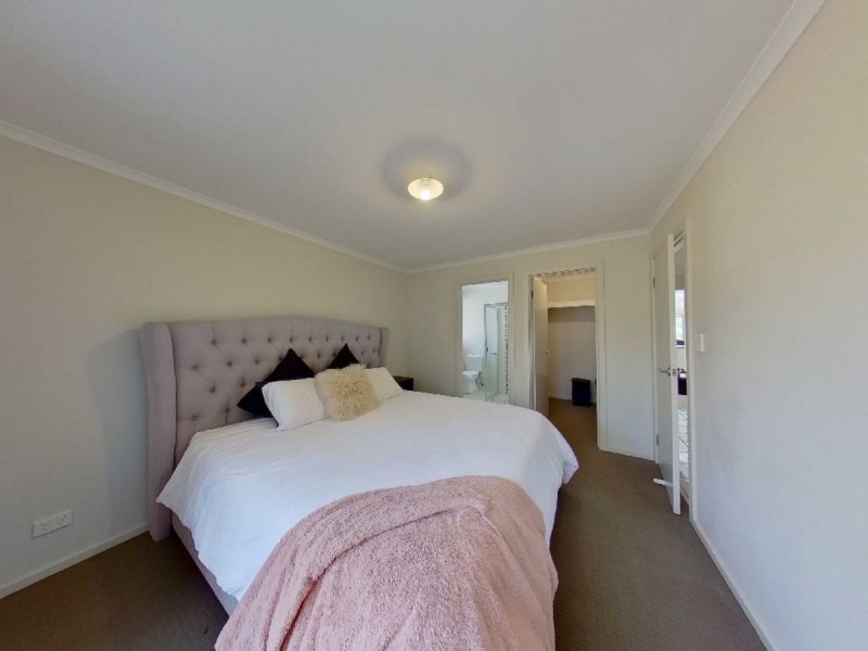 33 Douglas Drive, Mount Barker SA 5251