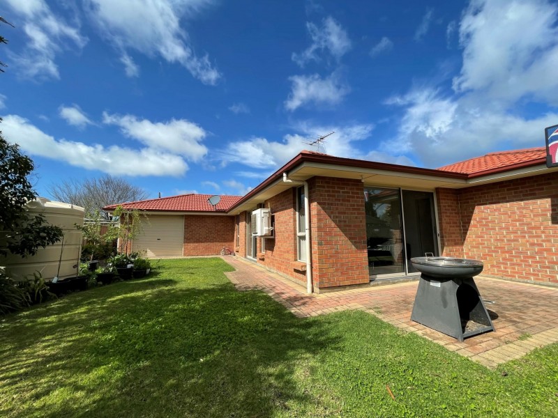 33 Douglas Drive, Mount Barker SA 5251
