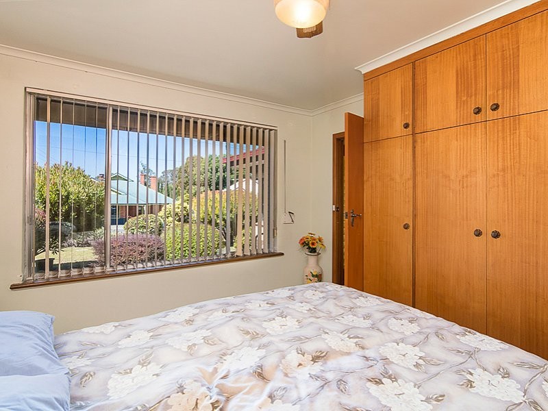 2 Albert Road, Mount Barker SA 5251