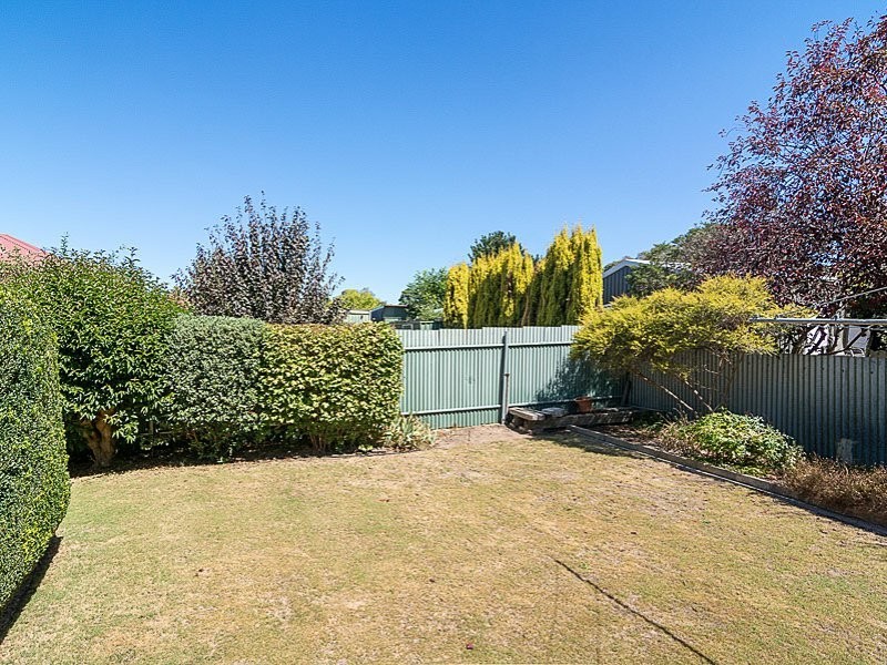 2 Albert Road, Mount Barker SA 5251