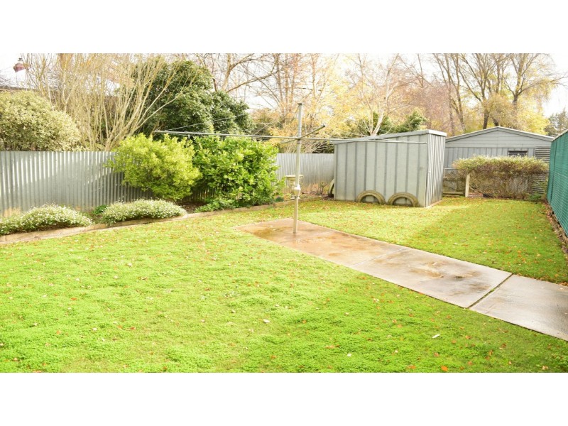 2 Albert Road, Mount Barker SA 5251