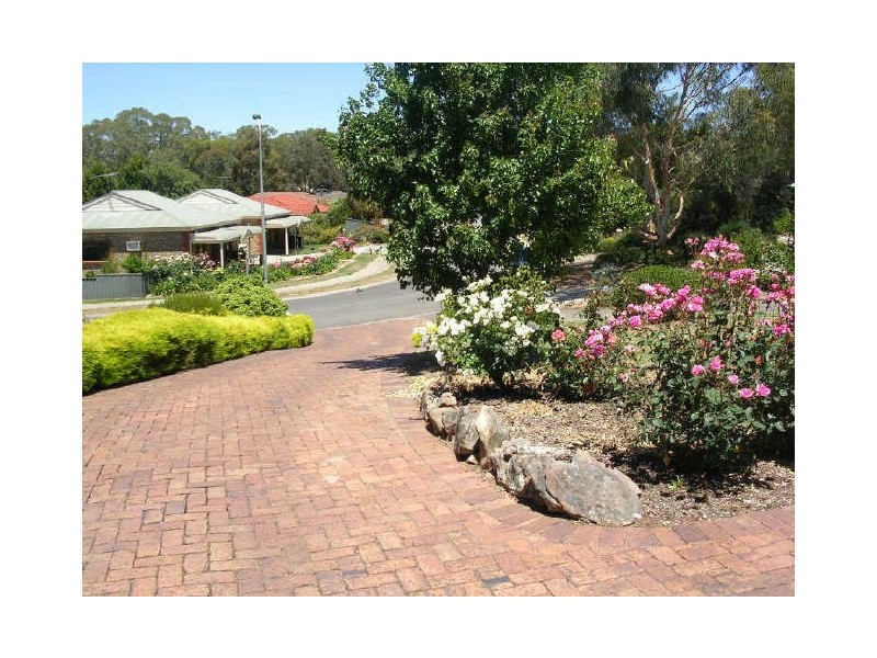 2 Kernutt Court, Mount Barker SA 5251
