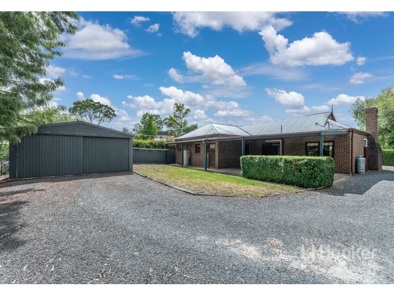 17 Balhannah Road, Hahndorf SA 5245